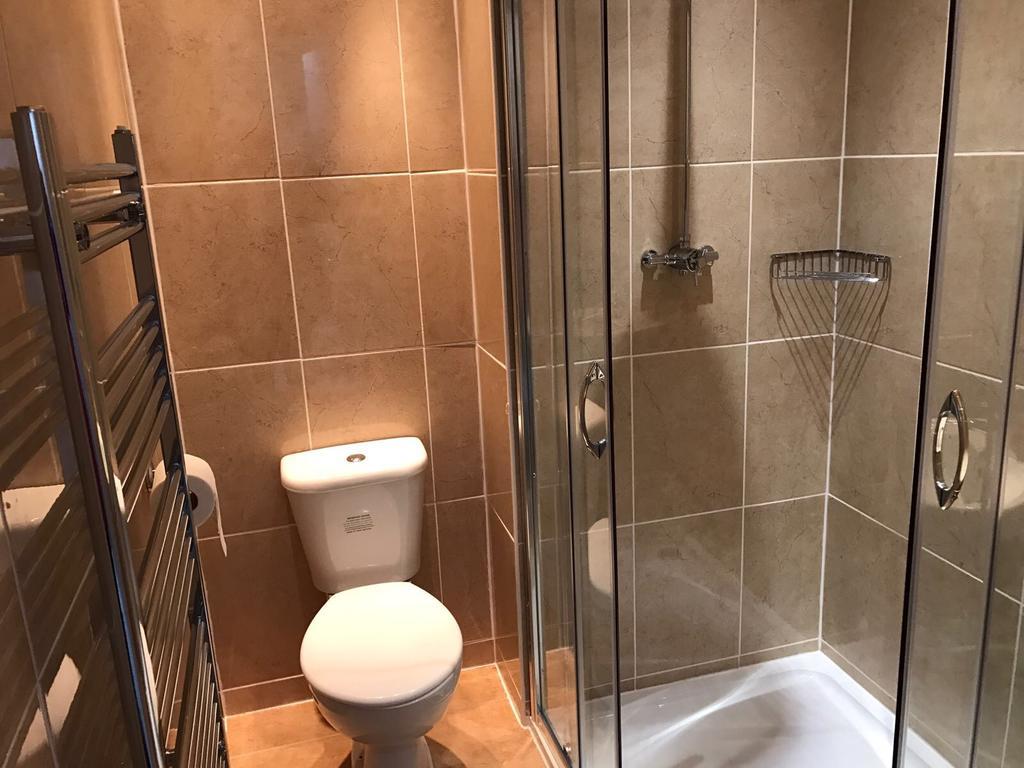 דינגוול The Waverley Inn מראה חיצוני תמונה